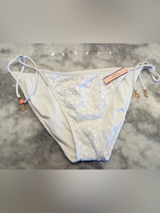 Victoria's Secret Other - Victoria’s Secret White Lace Bikini Bottom Tie Side Charms Boho Bridal L BNWT